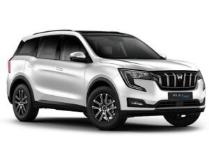 XUV700